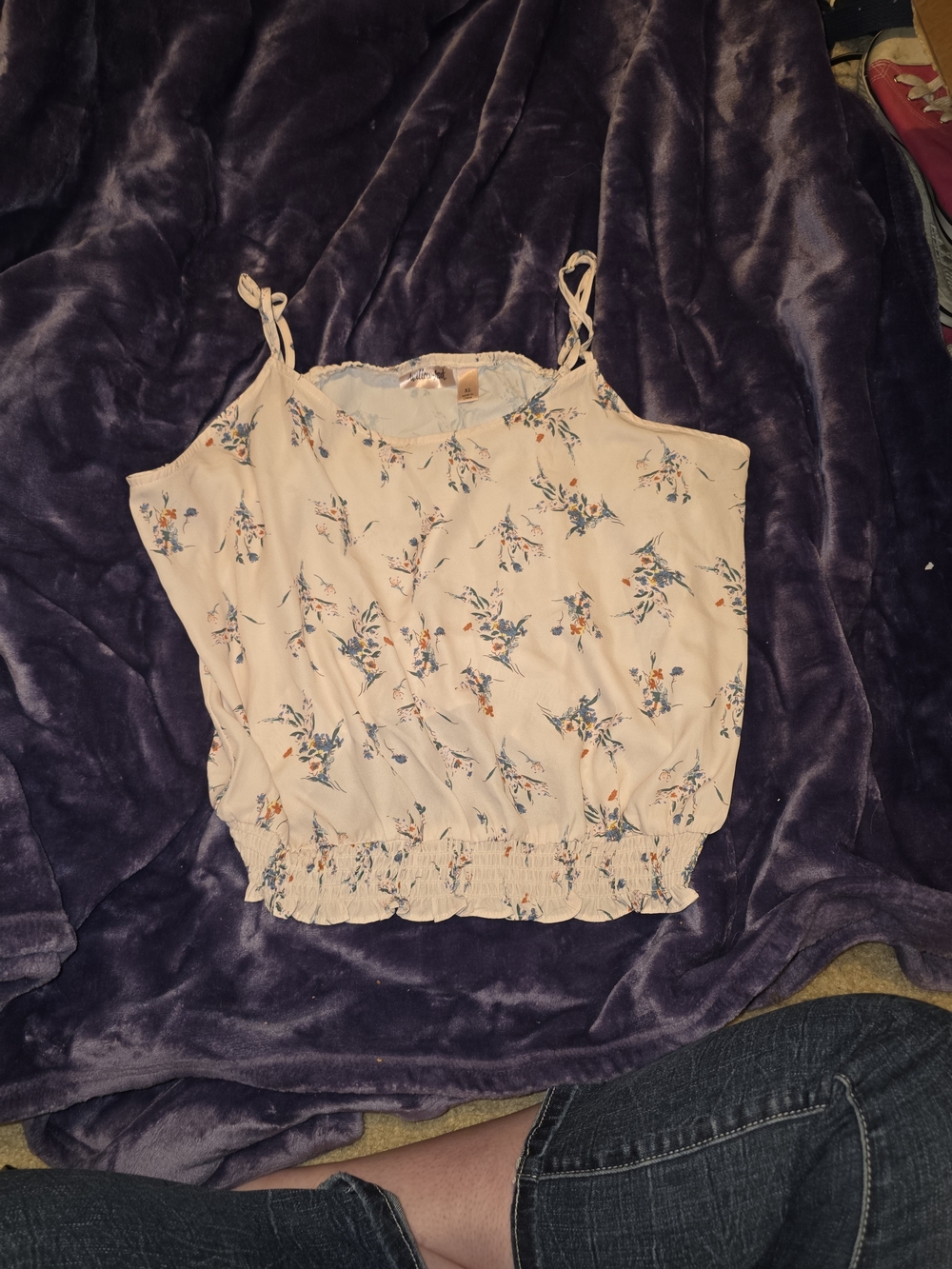 Floral Smocked Hem Spaghetti Strap Tank Top - Light Pink